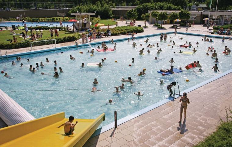 zwembad vakantiepark buitenplaats gerner